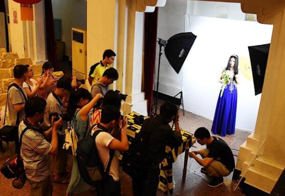 һ����3ʡ6�е���Ӗ(x��n)���l(f��)����(n��i)����